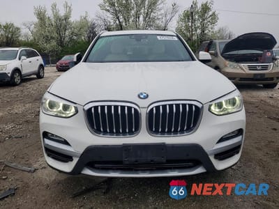 Piąte zdjęcie samochodu w środku: 2019 BMW X3 XDRIVE30I VIN:5UXTR9C50KLR10584 - miniatura