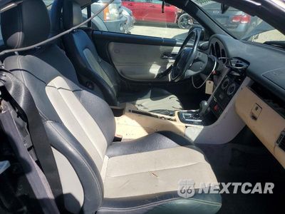 Zdjęcie 10 z 12 samochodu: 1999 MERCEDES-BENZ SLK 230 KOMPRESSOR VIN:WDBKK47F2XF102913 - miniatura