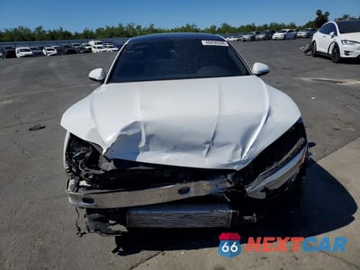 Piąte zdjęcie samochodu w środku: 2021 AUDI A5 SPORT 40 PREM QUA VIN:WAUDACF54MA021062 - miniatura