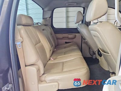 Zdjęcie 10 z 12 samochodu: 2008 CHEVROLET SILVERADO C1500 VIN:2GCEC13J781132308 - miniatura