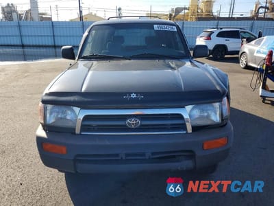 Piąte zdjęcie samochodu w środku: 1998 TOYOTA 4RUNNER SR5 VIN:JT3GN86RXW0059171 - miniatura