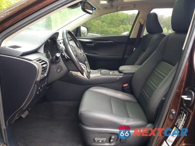 Zdjęcie 7 z 13 samochodu: 2019 LEXUS NX 300 BASE VIN:JTJBARBZ6K2191403 - miniatura