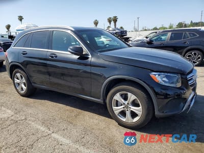 Czwarte zdjęcie samochodu z boku: 2018 MERCEDES-BENZ GLC 300 VIN:WDC0G4JB2JV104863 - miniatura