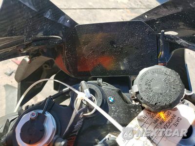 Zdjęcie 7 z 9 samochodu: 2024 BMW S 1000 RR VIN:WB10E6300R6K13909 - miniatura