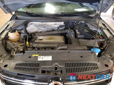 Zdjęcie 12 z 12 samochodu: 2016 VOLKSWAGEN TIGUAN S VIN:WVGAV7AX4GW548760 - miniatura