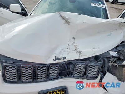Zdjęcie 12 z 14 samochodu: 2018 JEEP GRAND CHEROKEE LAREDO VIN:1C4RJFAG2JC487365 - miniatura