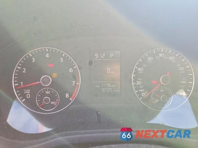 Zdjęcie 9 z 12 samochodu: 2014 VOLKSWAGEN PASSAT S VIN:1VWAP7A33EC019047 - miniatura