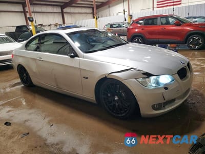 Czwarte zdjęcie samochodu z boku: 2010 BMW 335 XI VIN:WBAWC7C53AE271119 - miniatura
