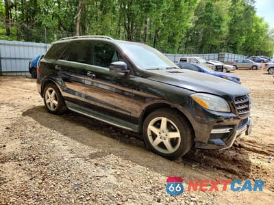 Czwarte zdjęcie samochodu z boku: 2015 MERCEDES-BENZ ML 350 VIN:4JGDA5JB6FA514817 - miniatura
