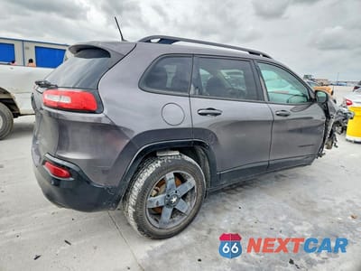 Trzecie zdjęcie samochodu z tyłu: 2018 JEEP CHEROKEE LATITUDE VIN:1C4PJMCX4JD603734 - miniatura