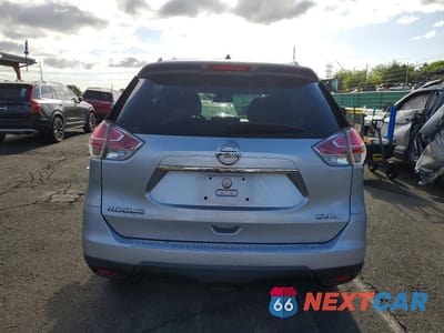 Zdjęcie 6 z 12 samochodu: 2016 NISSAN ROGUE SV VIN:KNMAT2MV0GP708120 - miniatura