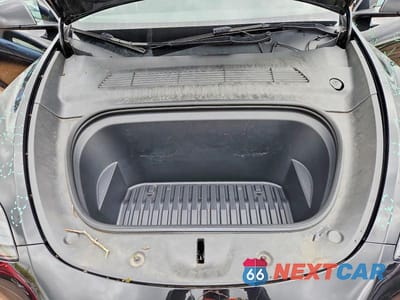 Zdjęcie 11 z 12 samochodu: 2023 TESLA MODEL Y VIN:7SAYGDEF4PF788069 - miniatura