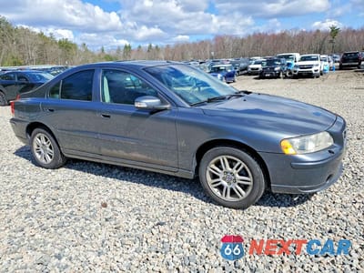 Czwarte zdjęcie samochodu z boku: 2007 VOLVO S60 2.5T VIN:YV1RH592172632192 - miniatura