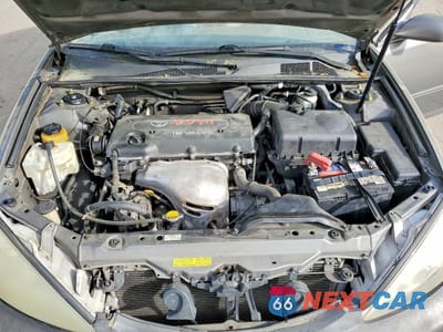 Zdjęcie 11 z 12 samochodu: 2004 TOYOTA CAMRY LE VIN:4T1BE32K04U845984 - miniatura