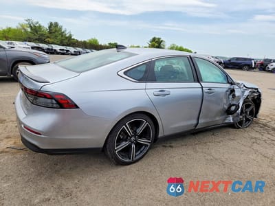 Trzecie zdjęcie samochodu z tyłu: 2025 HONDA ACCORD HYBRID SPORT VIN:1HGCY2F5XSA040962 - miniatura