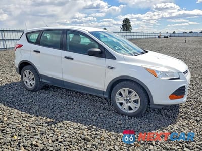 Czwarte zdjęcie samochodu z boku: 2013 FORD ESCAPE S VIN:1FMCU0F73DUD70567 - miniatura
