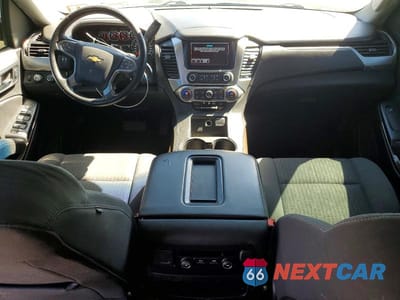 Zdjęcie 8 z 13 samochodu: 2018 CHEVROLET SUBURBAN K1500 LS VIN:1GNSKGKC2JR122818 - miniatura
