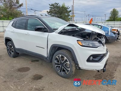 Czwarte zdjęcie samochodu z boku: 2024 JEEP COMPASS LIMITED VIN:3C4NJDCN6RT610888 - miniatura