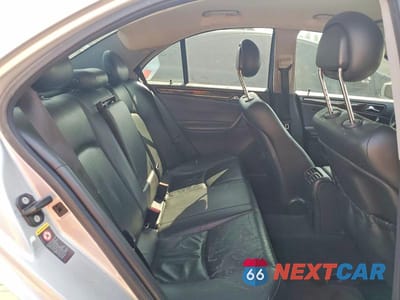 Zdjęcie 10 z 12 samochodu: 2001 MERCEDES-BENZ C 240 VIN:WDBRF61J11F088893 - miniatura