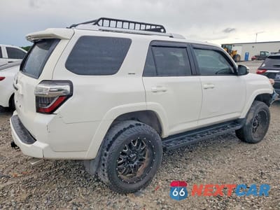Trzecie zdjęcie samochodu z tyłu: 2014 TOYOTA 4RUNNER SR5 PREMIUM VIN:JTEBU5JR6E5174877 - miniatura