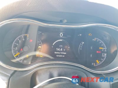 Zdjęcie 9 z 14 samochodu: 2020 JEEP GRAND CHEROKEE LIMITED VIN:1C4RJFBG5LC210825 - miniatura