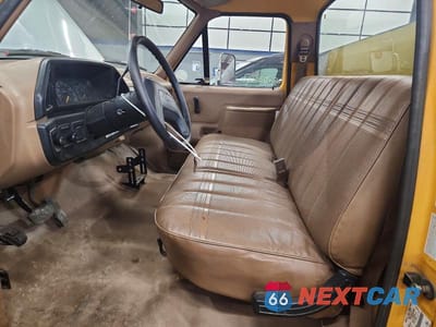 Zdjęcie 7 z 12 samochodu: 1990 FORD F350 VIN:1FDKF37H7LNA34623 - miniatura