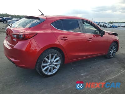 Trzecie zdjęcie samochodu z tyłu: 2018 MAZDA 3 TOURING VIN:3MZBN1L3XJM203916 - miniatura