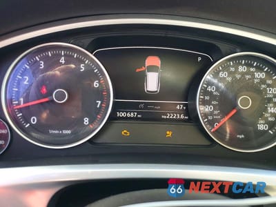 Zdjęcie 9 z 13 samochodu: 2011 VOLKSWAGEN TOUAREG V6 VIN:WVGFF9BP3BD004929 - miniatura