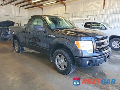 Czwarte zdjęcie samochodu z boku: 2013 FORD F150 VIN:1FTMF1EF3DFC63413 - miniatura