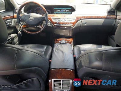 Zdjęcie 8 z 13 samochodu: 2013 MERCEDES-BENZ S 550 VIN:WDDNG7DB8DA510074 - miniatura