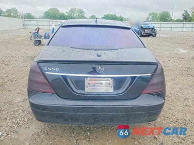 Zdjęcie 6 z 12 samochodu: 2007 MERCEDES-BENZ S 550 VIN:WDDNG71X37A045594 - miniatura