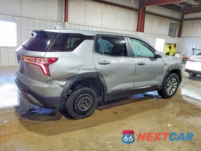 Trzecie zdjęcie samochodu z tyłu: 2026 CHEVROLET EQUINOX LT VIN:3GNAXHEG8TL287851 - miniatura