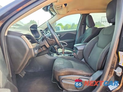 Zdjęcie 7 z 13 samochodu: 2015 JEEP CHEROKEE LATITUDE VIN:1C4PJMCB8FW626501 - miniatura