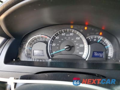 Zdjęcie 9 z 12 samochodu: 2014 TOYOTA CAMRY SE SPORT VIN:4T1BF1FK5EU729550 - miniatura