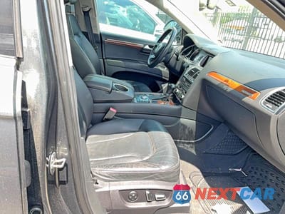 Piąte zdjęcie samochodu w środku: 2015 AUDI Q7 PREMIUM PLUS VIN:WA1LGAFE9FD009700 - miniatura