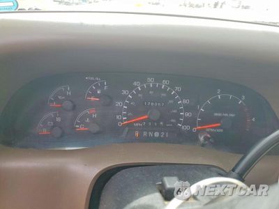 Zdjęcie 9 z 12 samochodu: 1999 FORD F350 SUPER DUTY VIN:1FTWX33F9XEA62386 - miniatura