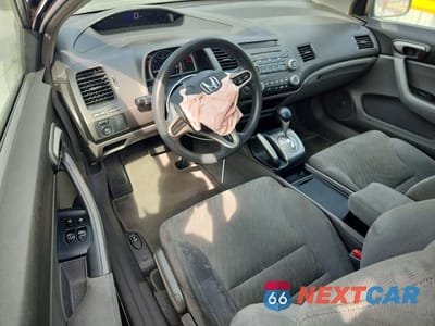 Zdjęcie 8 z 12 samochodu: 2010 HONDA CIVIC LX VIN:2HGFG1B66AH532980 - miniatura