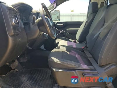 Zdjęcie 7 z 11 samochodu: 2020 GMC SIERRA 3500 UTILITY / SERVICE TRUCK VIN:1GD38PE75LF274537 - miniatura