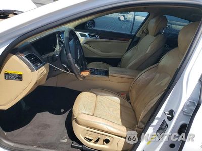 Zdjęcie 7 z 12 samochodu: 2015 HYUNDAI GENESIS VIN:KMHGN4JE4FU017706 - miniatura