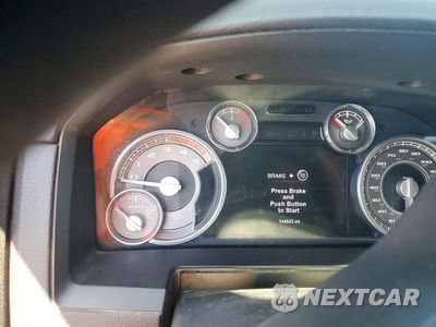 Zdjęcie 9 z 12 samochodu: 2017 RAM 2500 LONGHORN VIN:3C6UR5PL0HG603470 - miniatura