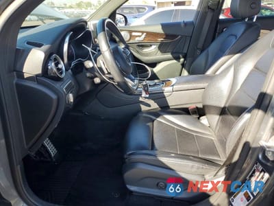 Zdjęcie 7 z 14 samochodu: 2018 MERCEDES-BENZ GLC 350E VIN:WDC0G5EB5JF399855 - miniatura