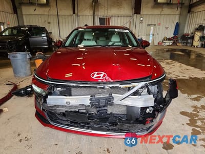 Piąte zdjęcie samochodu w środku: 2024 HYUNDAI SONATA SEL VIN:KMHL64JA7RA423462 - miniatura