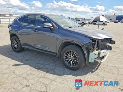 Czwarte zdjęcie samochodu z boku: 2023 LEXUS NX 350 BASE VIN:JTJAGCEZ6P5005075 - miniatura