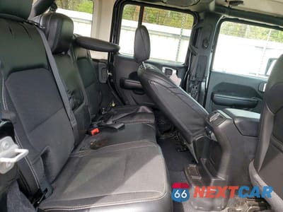 Zdjęcie 11 z 13 samochodu: 2020 JEEP WRANGLER UNLIMITED SPORT VIN:1C4HJXDG7LW250322 - miniatura