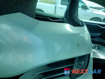 Zdjęcie 11 z 13 samochodu: 2016 TESLA MODEL S VIN:5YJSA1E23GF169379 - miniatura