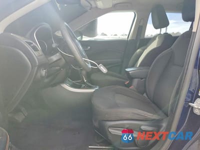 Zdjęcie 7 z 13 samochodu: 2019 JEEP COMPASS SPORT VIN:3C4NJCAB7KT614103 - miniatura