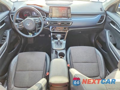 Zdjęcie 8 z 13 samochodu: 2021 KIA SELTOS S VIN:KNDEU2AA8M7222439 - miniatura
