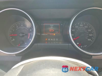 Zdjęcie 9 z 12 samochodu: 2022 FORD MUSTANG VIN:1FA6P8THXN5129403 - miniatura