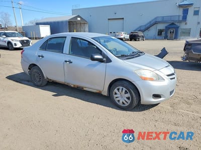 Czwarte zdjęcie samochodu z boku: 2007 TOYOTA YARIS BASE VIN:JTDBT923771101875 - miniatura