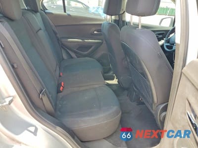 Zdjęcie 11 z 13 samochodu: 2016 CHEVROLET TRAX LS VIN:3GNCJNSB0GL280545 - miniatura